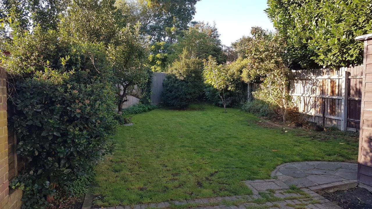 Private Rooms Just 19 Minutes From Central London Northfleet Exterior foto